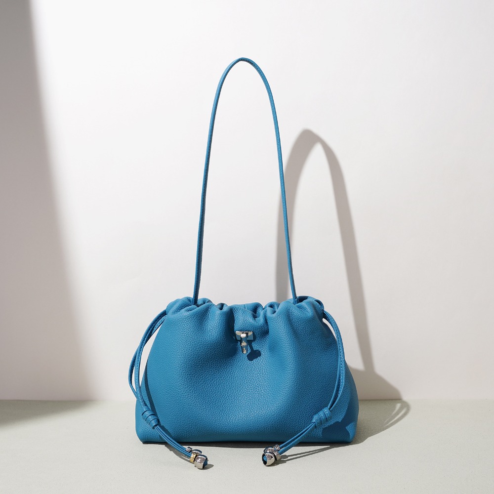 Nuova Borsa Cloud di Alta Gamm - Interior Design Texture recensione e prezzo